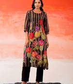 Women Floral Printed Beads and Stones Cotton Kurta with Trousers