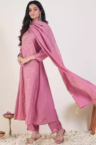 Floral Embroidered Thread Work Straight Kurta with Trousers & Dupatta