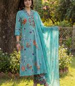 Women Floral Printed Beads and Stones Cotton Kurta with Trousers & With Dupatta