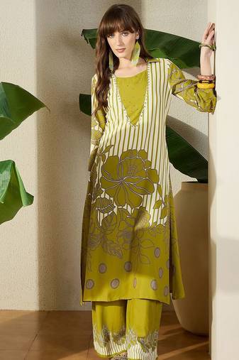 Women Viscose Rayon Printed A-Line Kurta Set
