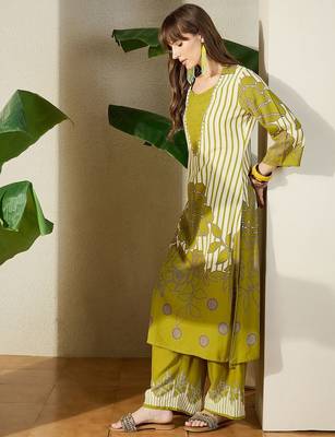 Women Viscose Rayon Printed A-Line Kurta Set 5