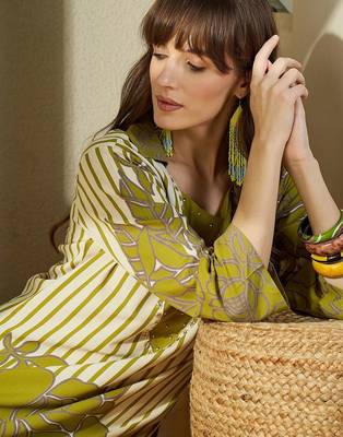 Women Viscose Rayon Printed A-Line Kurta Set 6