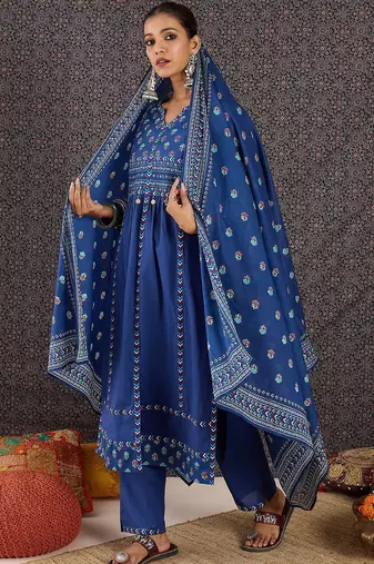Women Ethnic Motifs Printed Cotton Kurta with Trousers & With Dupatta