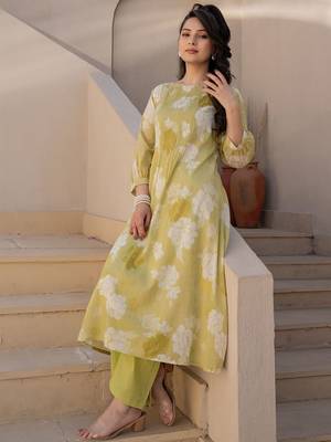 Floral Printed Cotton Straight Kurta With Trousers 4