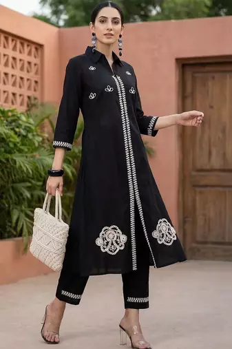 Women Ethnic Motifs Embroidered Thread Work Cotton Kurta with Palazzos