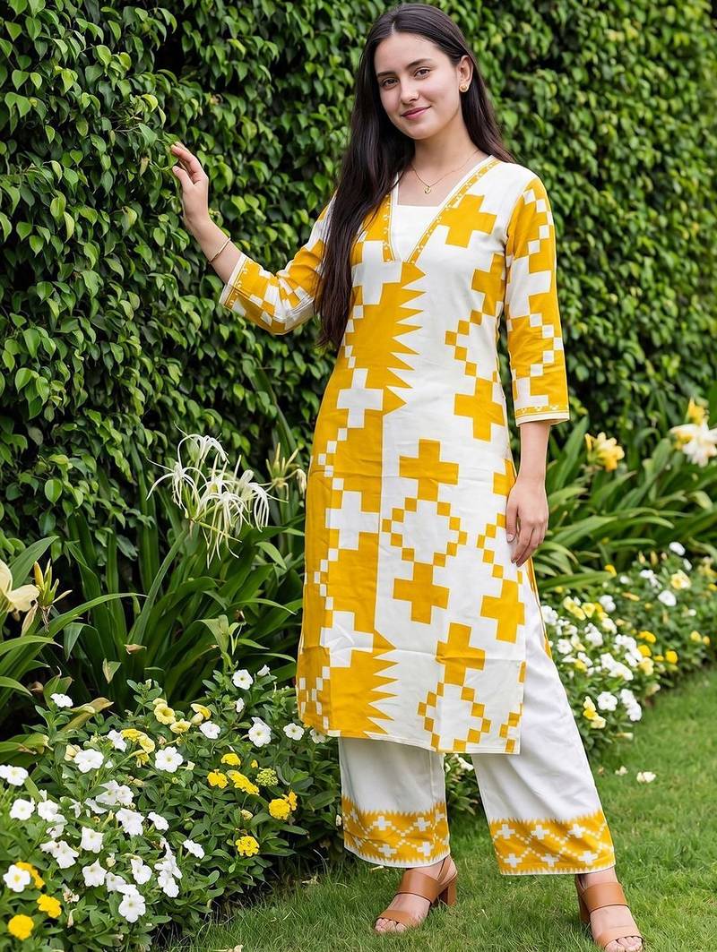 Women Printed Kurta with Palazzos