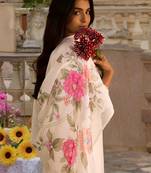 Women Floral Embroidered Thread Work Kurta with Trousers & With Dupatta