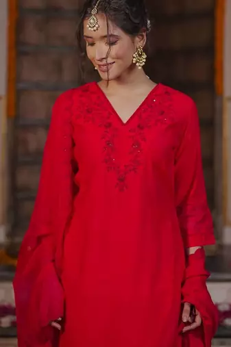 Women Ethnic Motifs Embroidered Sequinned Kurta with Trousers & With Dupatta