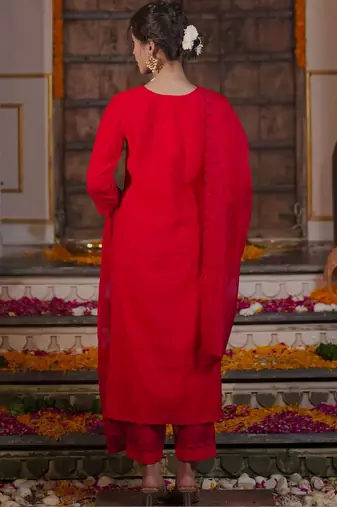 Women Ethnic Motifs Embroidered Sequinned Kurta with Trousers & With Dupatta