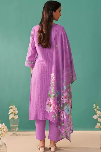 Women Floral Embroidered Thread Work Cotton Kurta with Trousers & With Dupatta