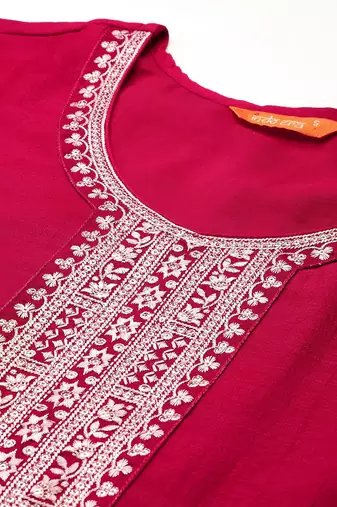 Ethnic Motifs Embroidered Sequinned Kurta With Trousers & Dupatta