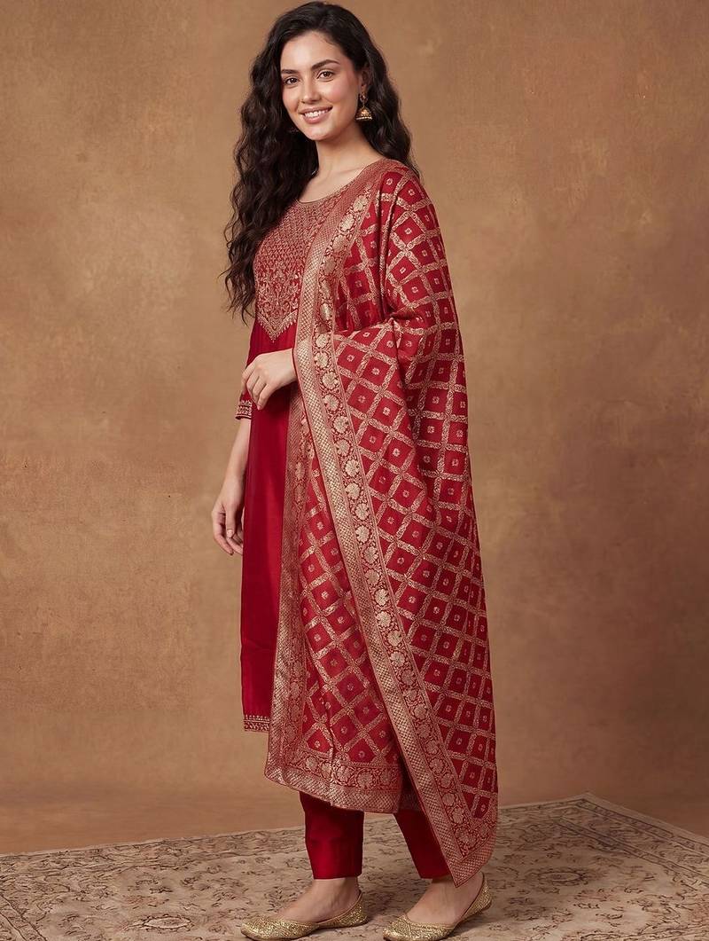 Women Ethnic Motifs Embroidered Kurta with Trousers & With Dupatta