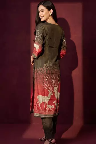 Women Ethnic Motifs Printed Kurta with Trousers & With Dupatta