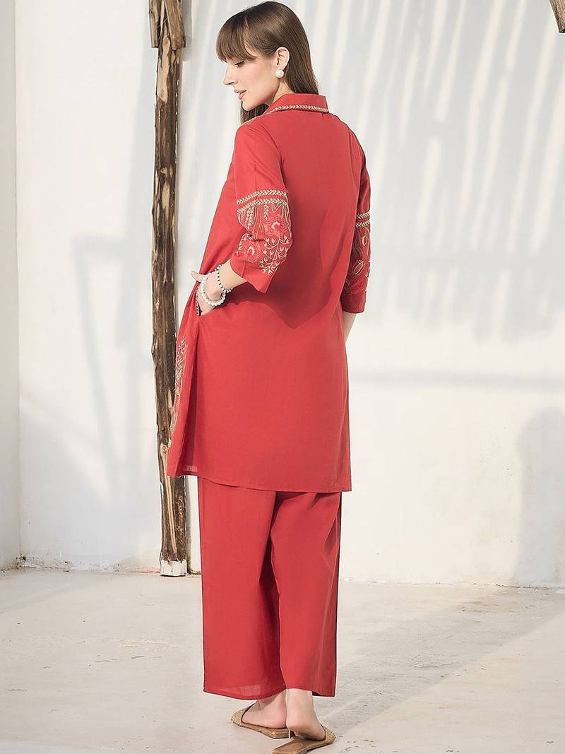 Women Floral Embroidered Thread Work Cotton A-Line Kurta with Palazzos