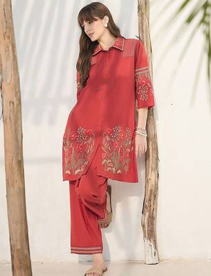 Women Floral Embroidered Thread Work Cotton A-Line Kurta with Palazzos 6
