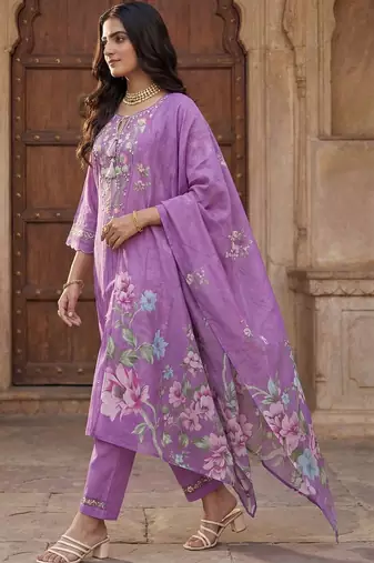 Women Floral Embroidered Thread Work Cotton Kurta with Trousers & With Dupatta
