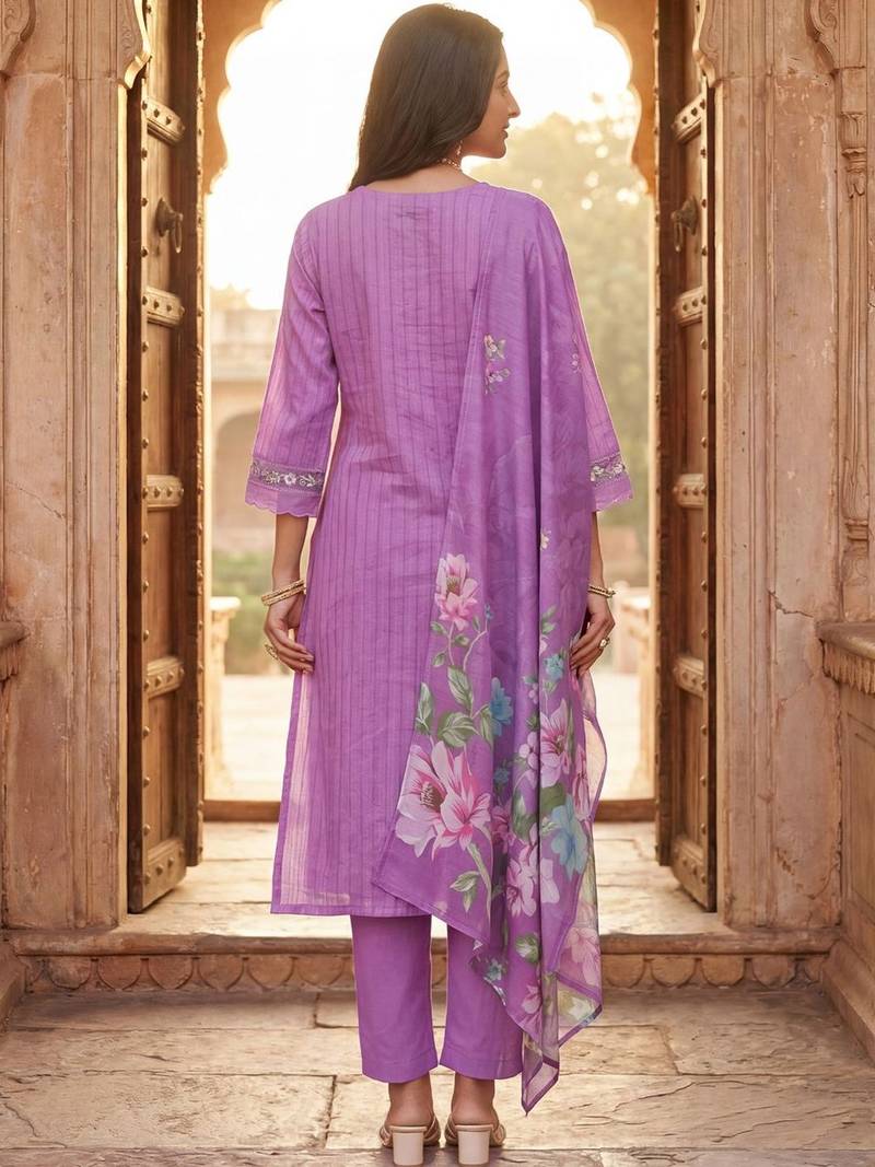 Women Floral Embroidered Thread Work Cotton Kurta with Trousers & With Dupatta