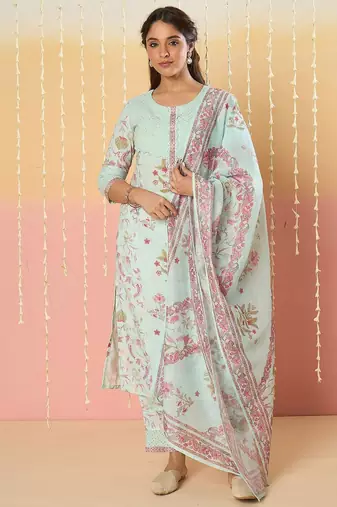 Women Floral Printed Kurta with Trousers & Dupatta