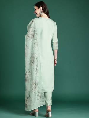 Floral Embroidered Kurta with Trousers & Dupatta 7