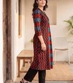 Women Ethnic Motifs Printed Cotton Kurta with Trousers