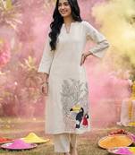 Women Ethnic Motifs Embroidered Cotton Kurta with Palazzo