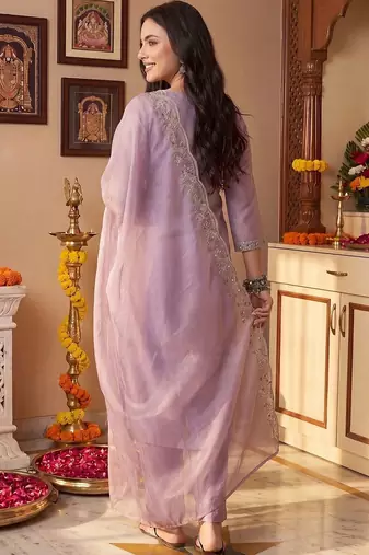 Women Ethnic Motifs Embroidered Thread Work Liva Kurta with Trousers & With Dupatta