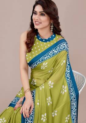 green batik printed chiffon saree with unstitched blouse piece 5