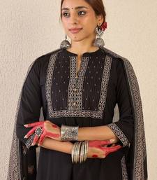 Women Ethnic Motifs Printed Mirror Work Cotton Kurta with Trousers & Dupatta