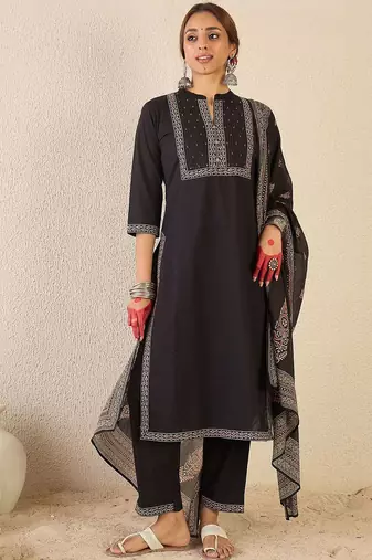 Women Ethnic Motifs Printed Mirror Work Cotton Kurta with Trousers & Dupatta