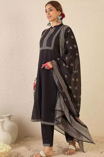 Women Ethnic Motifs Printed Mirror Work Cotton Kurta with Trousers & Dupatta