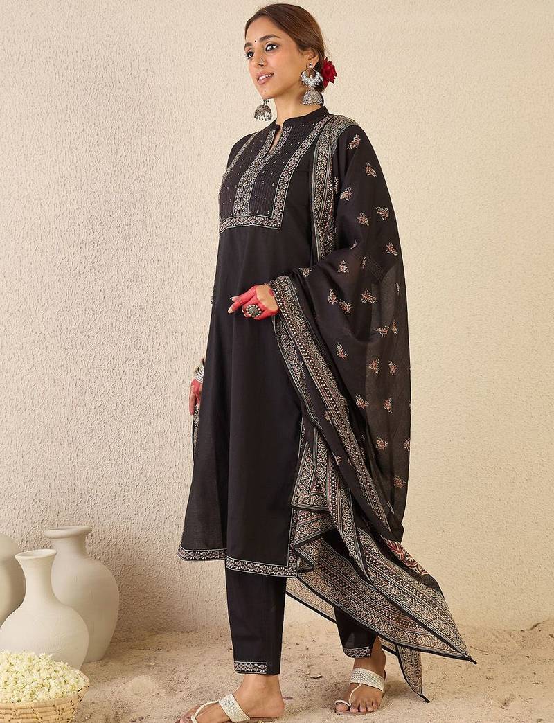 Women Ethnic Motifs Printed Mirror Work Cotton Kurta with Trousers & Dupatta