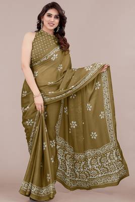 mustard batik printed chiffon saree with unstitched blouse piece 4