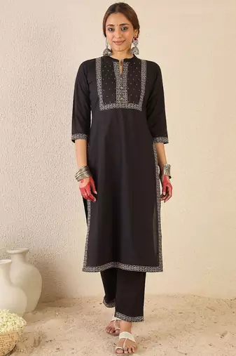 Women Ethnic Motifs Printed Mirror Work Cotton Kurta with Trousers & Dupatta
