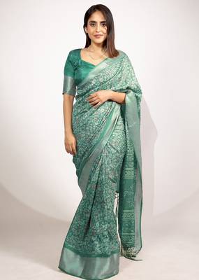 green floral printed cotton silk saree with unstitched blouse piece 1
