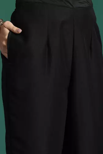 Ethnic Motifs Embroidered Zari Liva Kurta with Trousers & With Dupatta