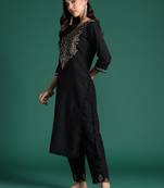 Ethnic Motifs Embroidered Zari Liva Kurta with Trousers & With Dupatta