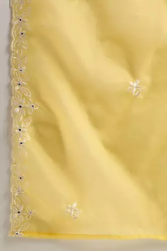 Floral Embroidered V-Neck Thread Work Straight Kurta With Trousers & Dupatta
