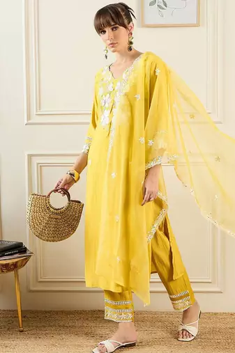 Floral Embroidered V-Neck Thread Work Straight Kurta With Trousers & Dupatta