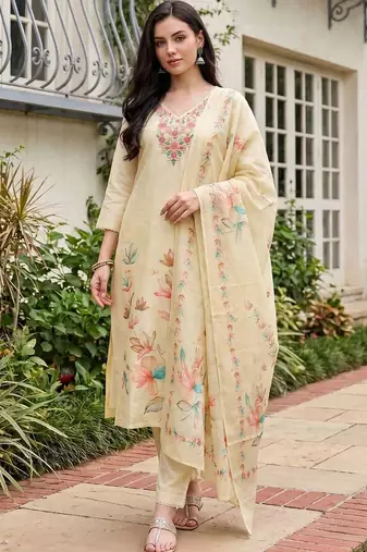 Women Floral Printed Thread Work Linen Kurta with Trousers & With Dupatta