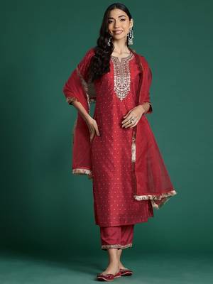 Embroidered Chanderi Silk Kurta With Trousers & Dupatta 1