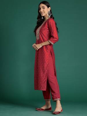 Embroidered Chanderi Silk Kurta With Trousers & Dupatta 6