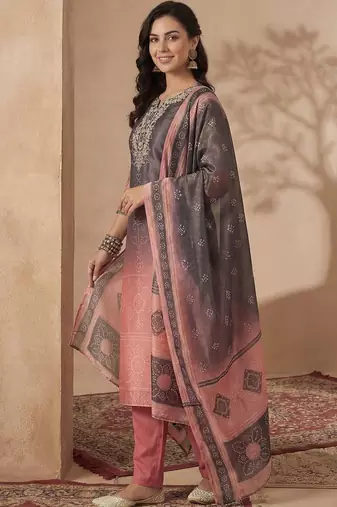 Women Bandhani Embroidered Sequinned Kurta with Trousers & With Dupatta