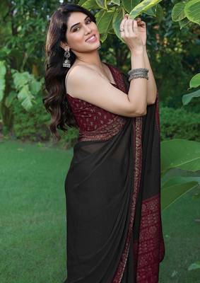 black floral printed chiffon saree with unstitched blouse piece 2