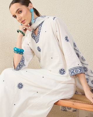 Women Floral Embroidered Thread Work Cotton Kurta with Trousers & With Dupatta 5