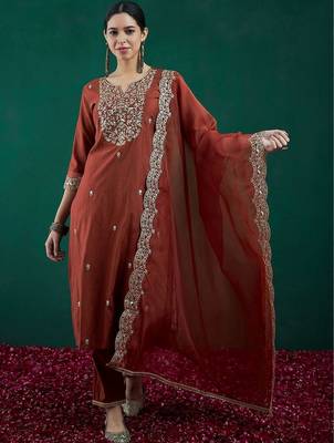 Women Ethnic Motifs Embroidered Liva Kurta with Trousers & With Dupatta 1