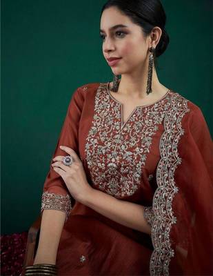 Women Ethnic Motifs Embroidered Liva Kurta with Trousers & With Dupatta 3