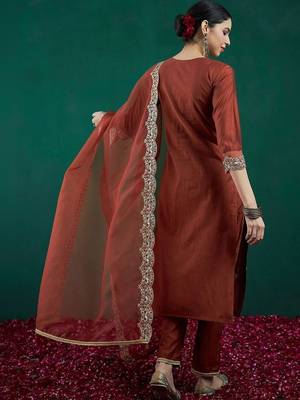 Women Ethnic Motifs Embroidered Liva Kurta with Trousers & With Dupatta 7