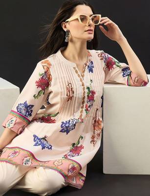 Women Floral Printed Pleated Cotton Kurti with Trousers 1