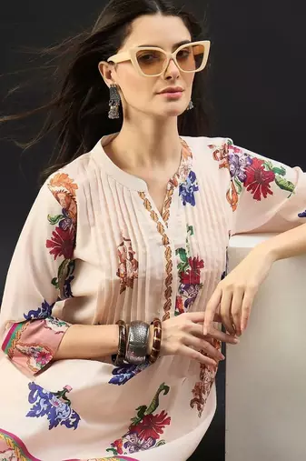Women Floral Printed Pleated Cotton Kurti with Trousers