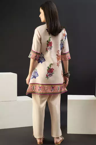 Women Floral Printed Pleated Cotton Kurti with Trousers